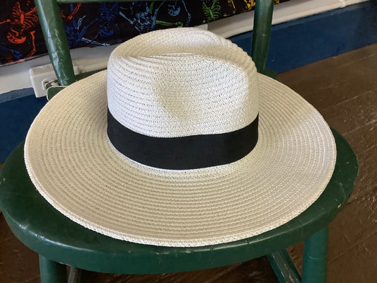 Wide brim 100% paper hat white with black band