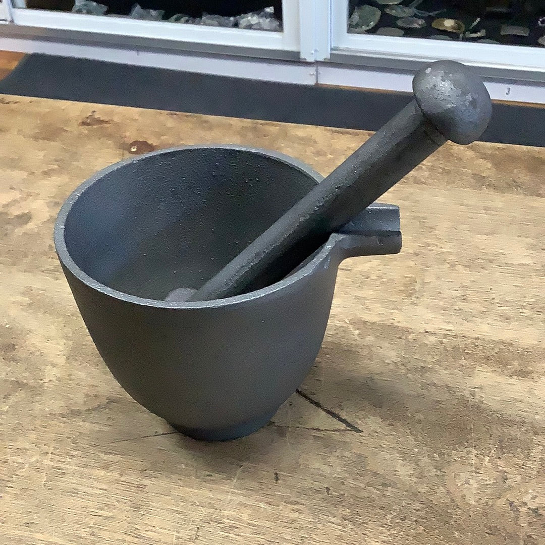 Cast iron mortar and pestle