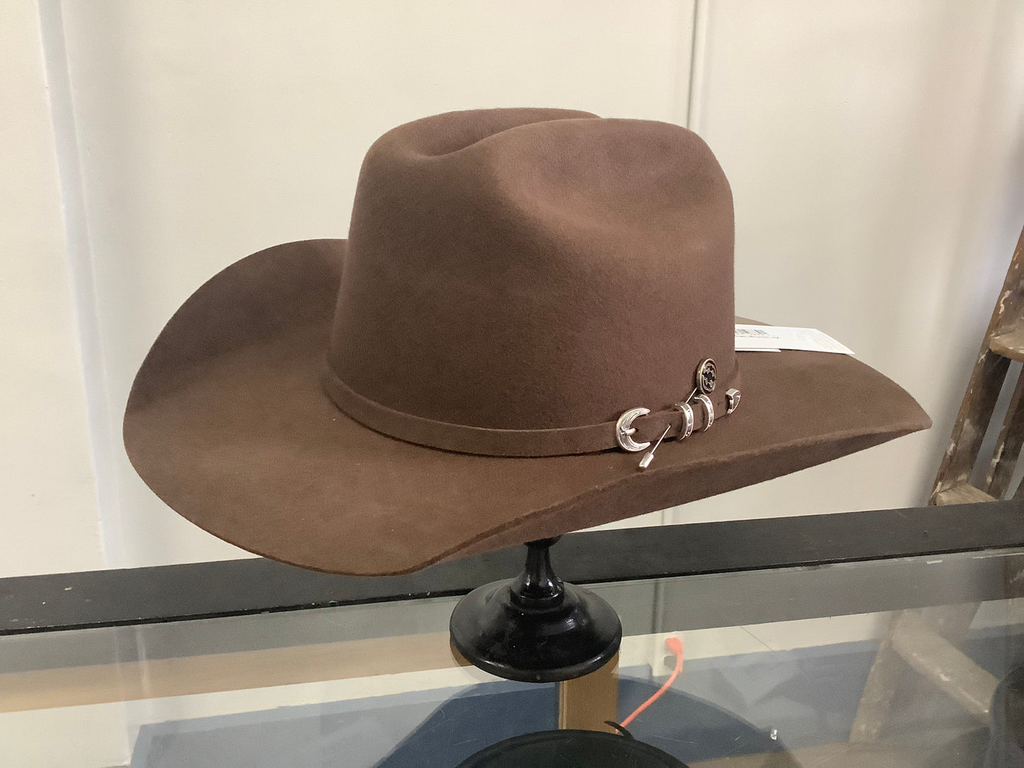 Cattleman felt hat